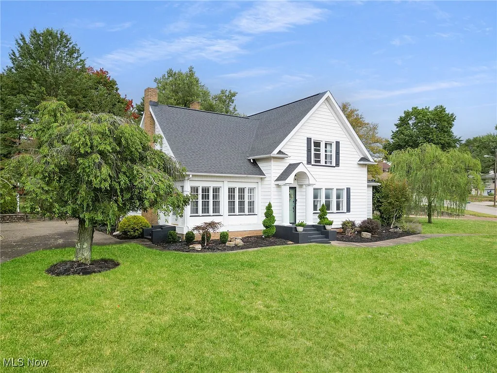 125 Bryden Rd photo 1