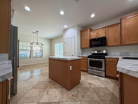 Large Kitchen