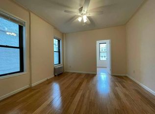 61-23 Woodbine St #1C, Ridgewood, NY 11385