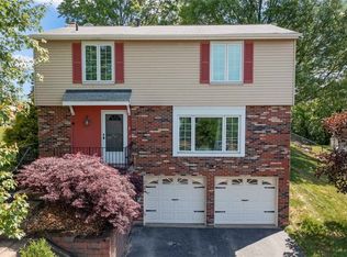 418 Scottsdale Dr, Coraopolis, PA 15108