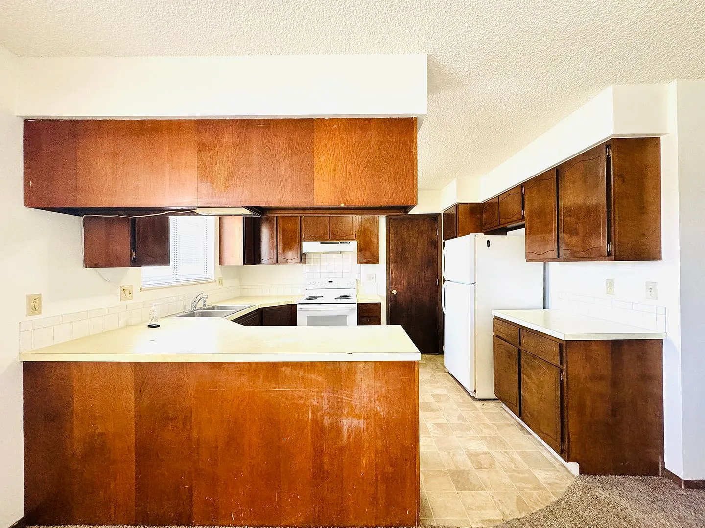 SW Loveland Home near Thompson Valley — Photo 4