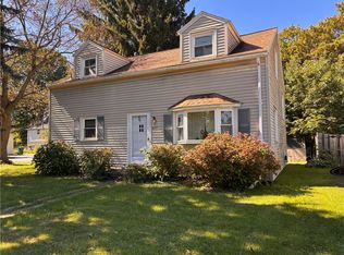 427 Fetzner Rd, Rochester, NY 14626