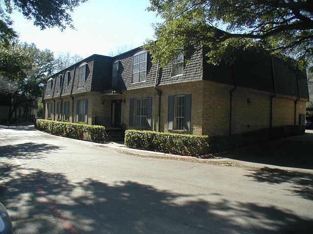 1st image of 5018 Les Chateaux Dr #237