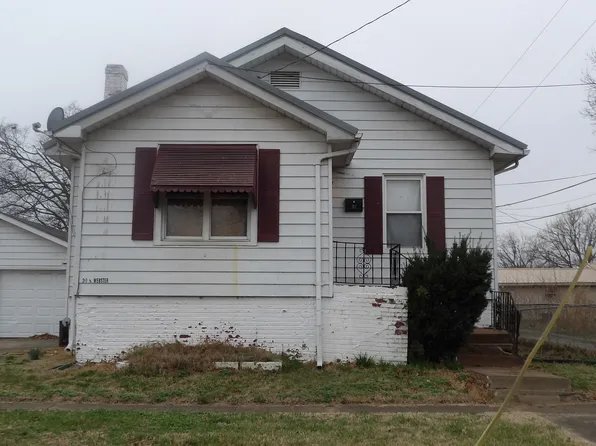 317 S Webster St, Harrisburg, IL 62946