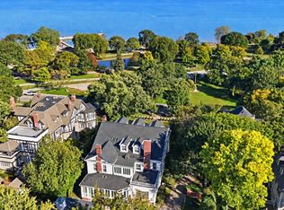 1616 Forest Pl, Evanston, IL 60201