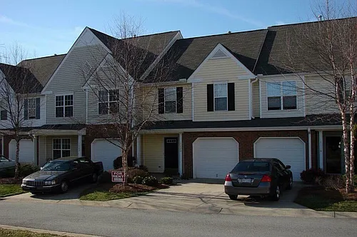 1220 Edenham Way Photo 1