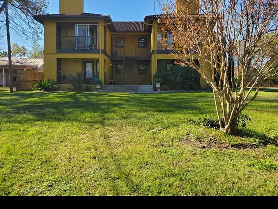 1st image of 346 Lake Placid Dr