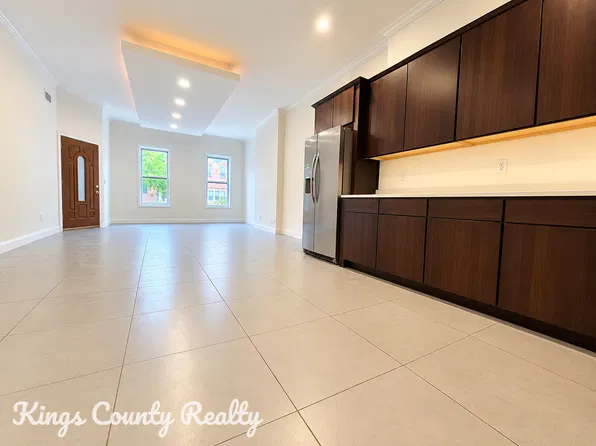 446 Franklin Avenue image 1 of 14