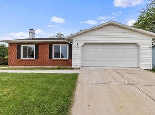 1901 Devon Ct, Freeport, IL 61032