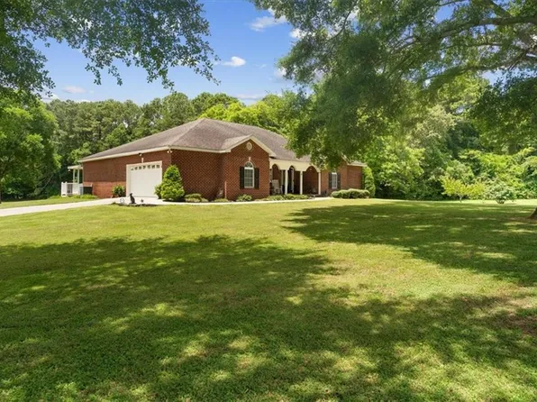 302 Tate Bend Rd NW, Calhoun, GA 30701