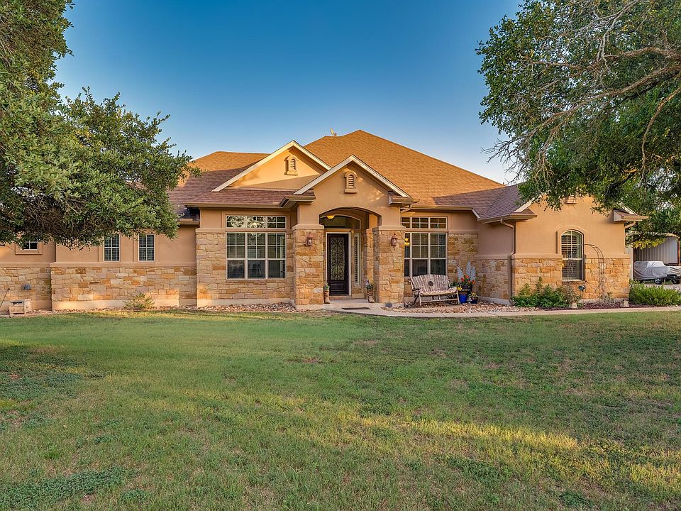 1st image of 30201 Live Oak Trl