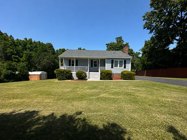 5146 Boonsboro Rd — Photo 1
