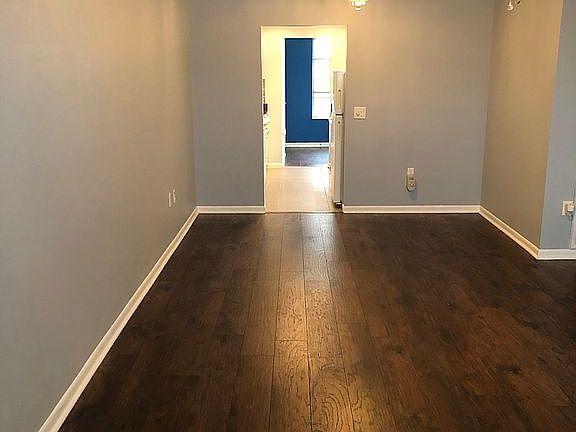 3rd image of 2960 59th St S APT 205