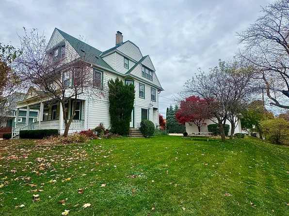 2164 S 81st St, Milwaukee, WI 53219