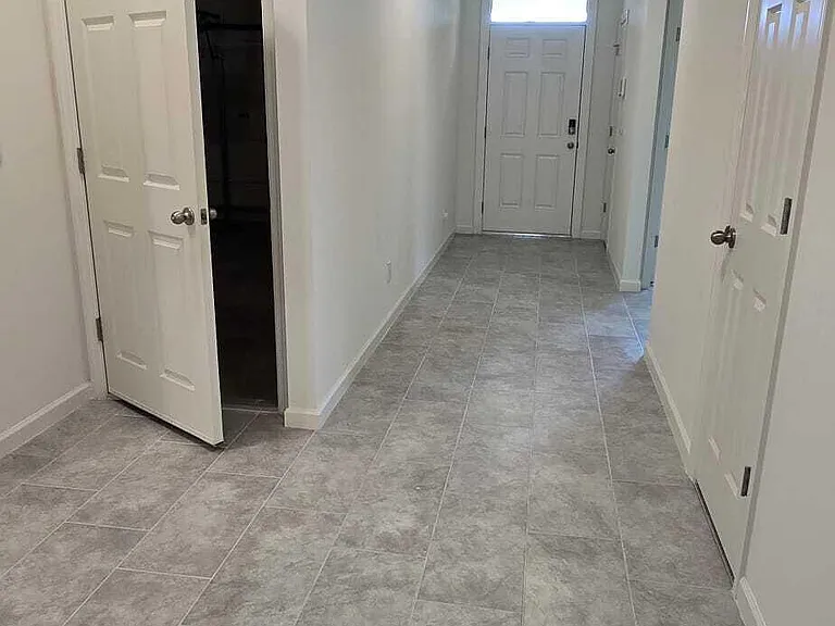 528 Seafoam Cir — Photo 10