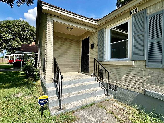 4th image of 616 E Dempster Ave