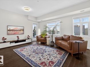 Le Quartier, Edmonton, AB T6C 3N1