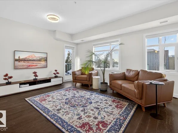 8525 91st St NW #406, Edmonton, AB T6C 3N1