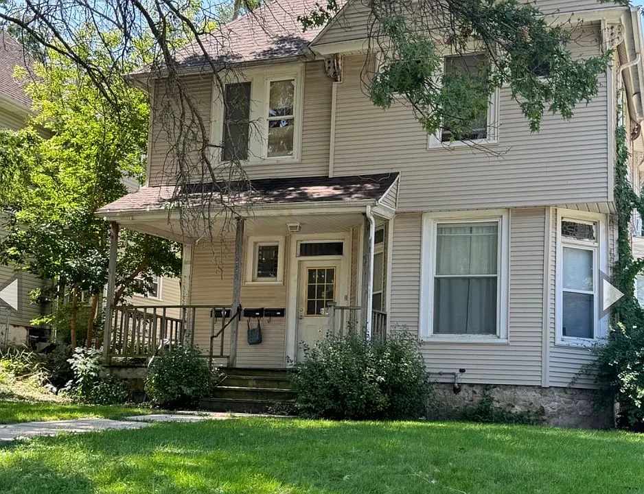 1228 Tremont Ave