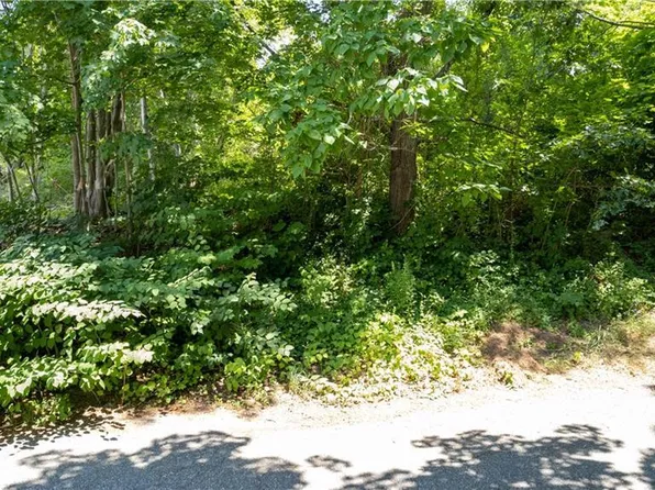 40 Dey Street, Griswold, CT 06351