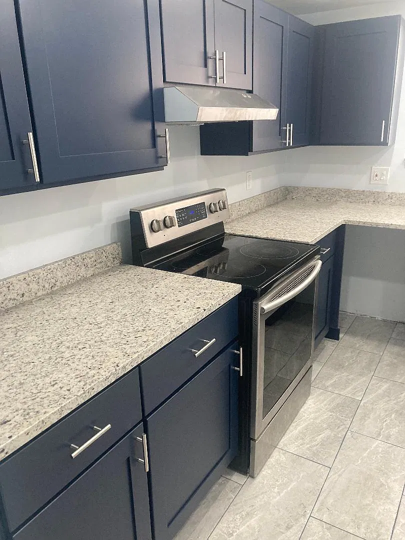 3 bed, 2.5 bath, 1528 sqft, $2,700 — Photo 2