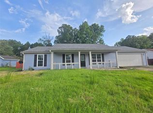 563 Fieldgreen Dr, Jonesboro, GA 30238
