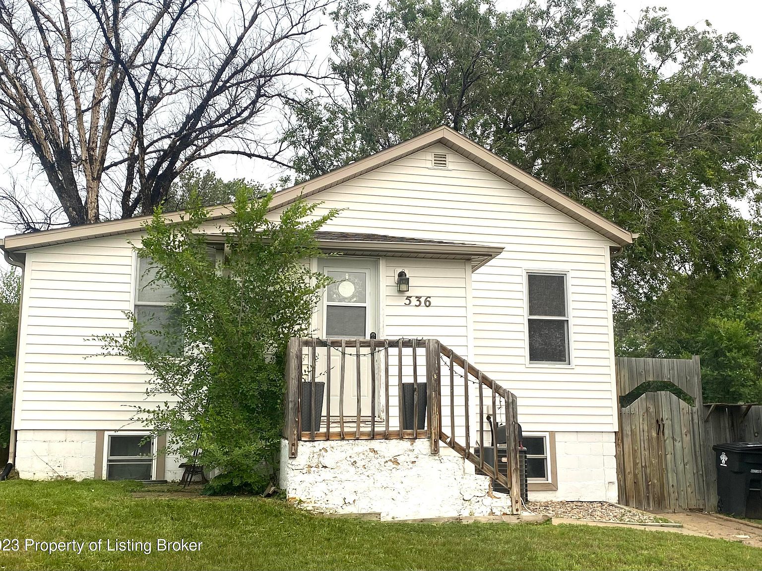 536 3rd Ave E, Dickinson, ND 58601 MLS 23805 Zillow