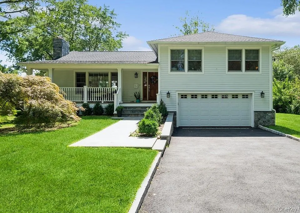 24 Sleepy Hollow Rd