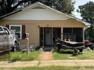 202 Hardtner St, Pineville, LA 71360