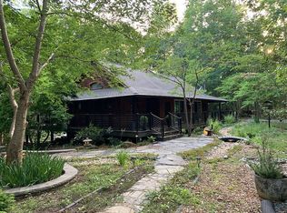 16366 Maple Dr, Bowling Green, VA 22427