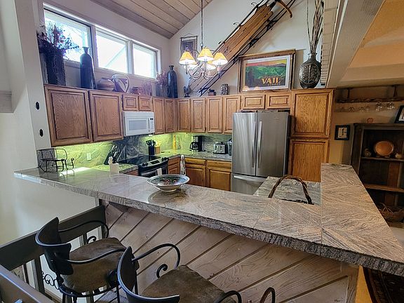 4th image of 85 Willis Pl #163