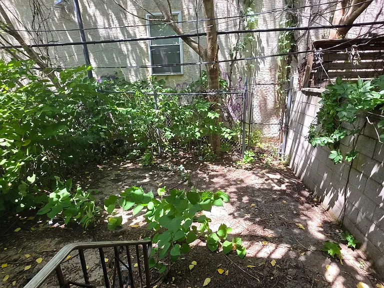 4047 Spring Garden St #1 — Photo 10