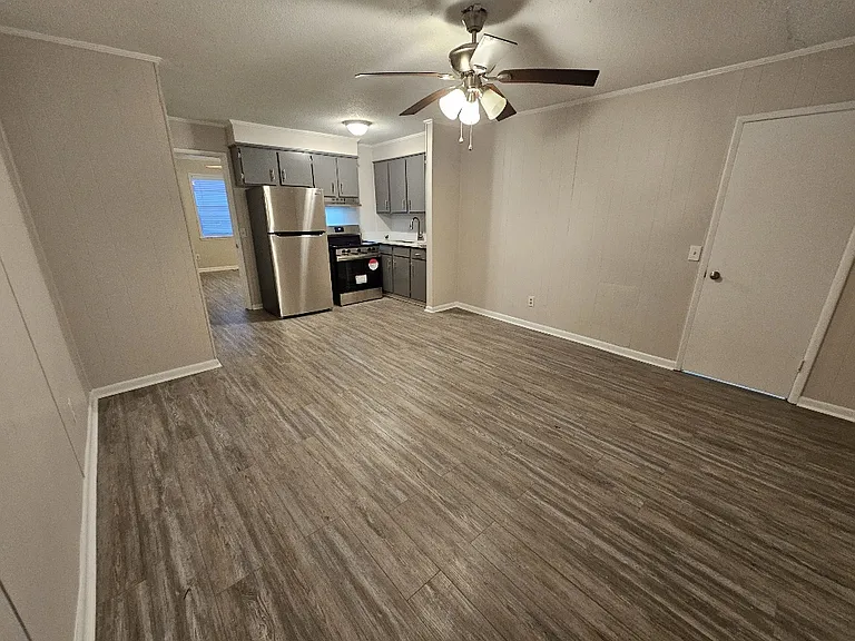18 E Olliff St #2 — Photo 2