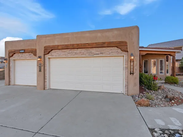 9805 Cody Ct NW, Albuquerque, NM 87114