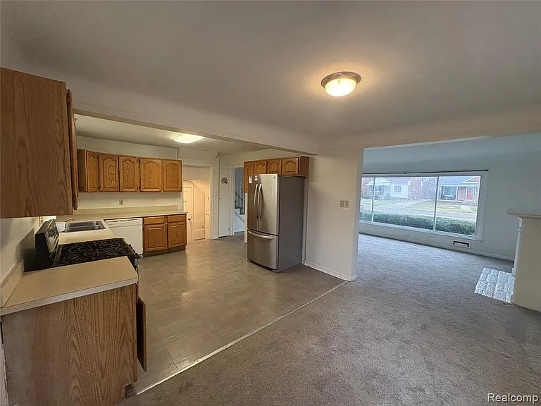 1079 Emmons Blvd — Photo 20