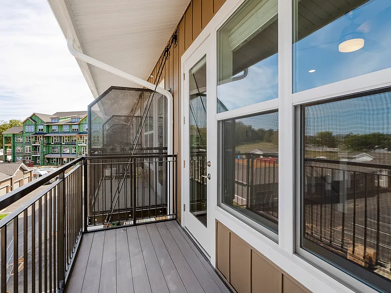 The Pointe at Overlook — Photo 35