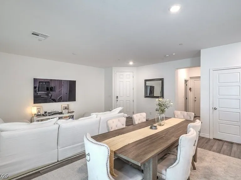 7318 N Decatur Blvd #4 — Photo 9