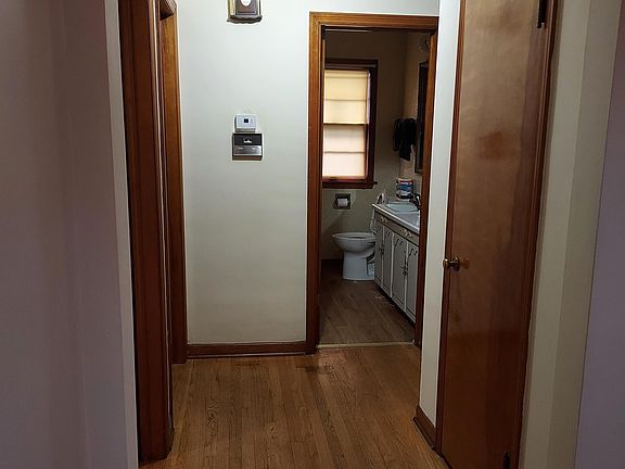 3rd image of 508 Hirsch Ave