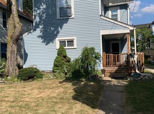 225 1st St NW #A, Barberton, OH