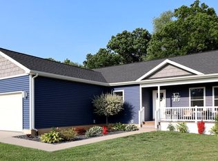 103 Cottonwood Ct, Litchfield, MI 49252