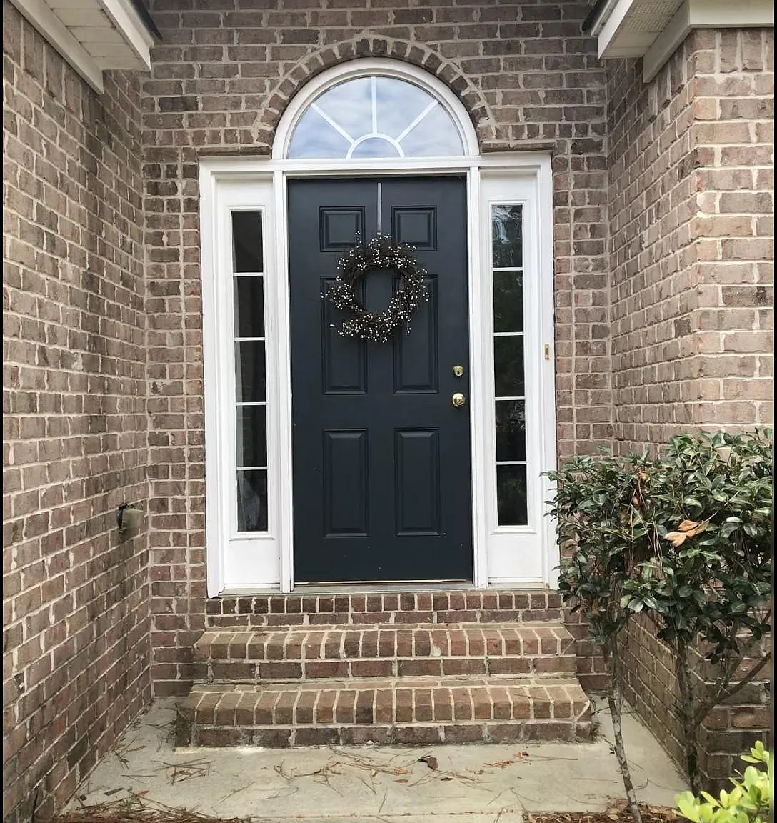 135 Brianna Cir — Photo 2