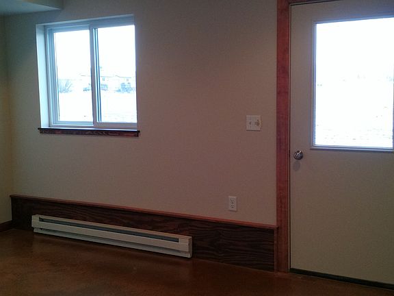 3rd image of 206 Graves Trl #D