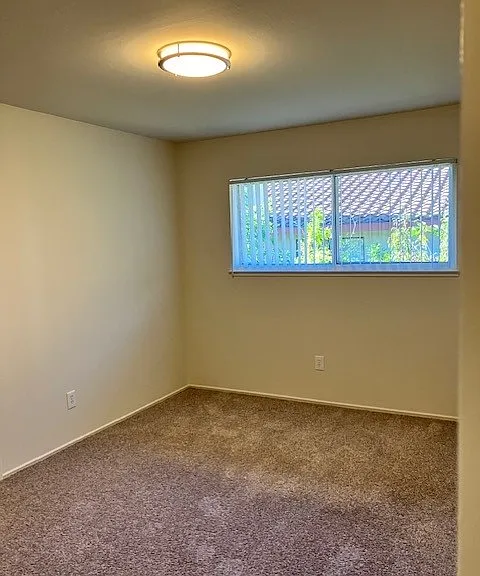 1020 Florence Ln #13 — Photo 5