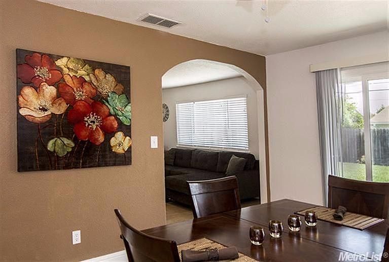 1st image of 7546 Blackthorne Way