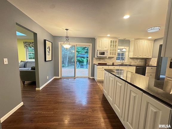 5th image of 1603 W Grandridge Dr