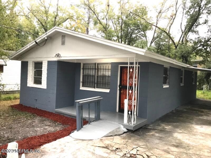 1st image of 1594 W 29TH Street