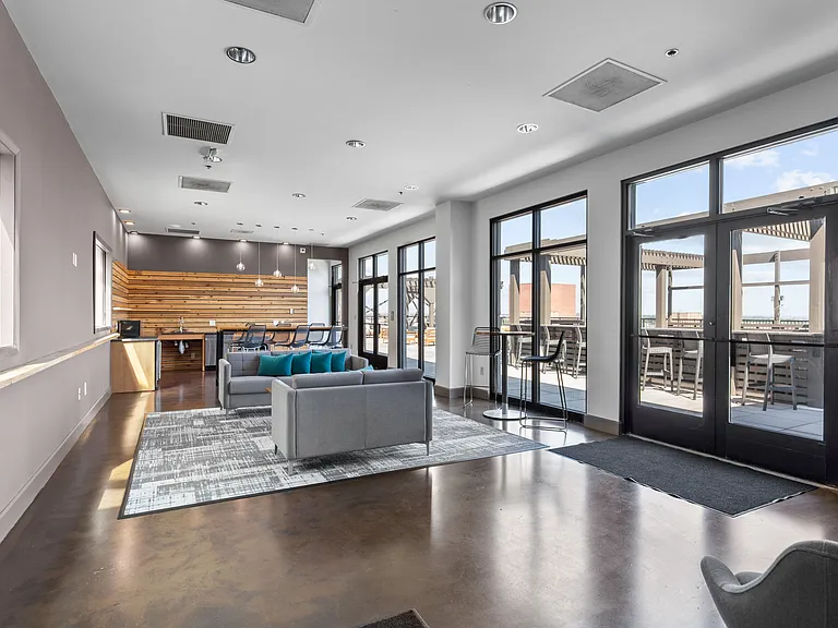 Rooftop Clubroom