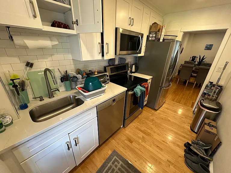9 Hammond Pond Pkwy #1 — Photo 6