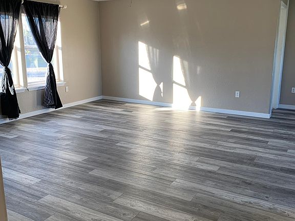 2nd image of 5132 County Road 318