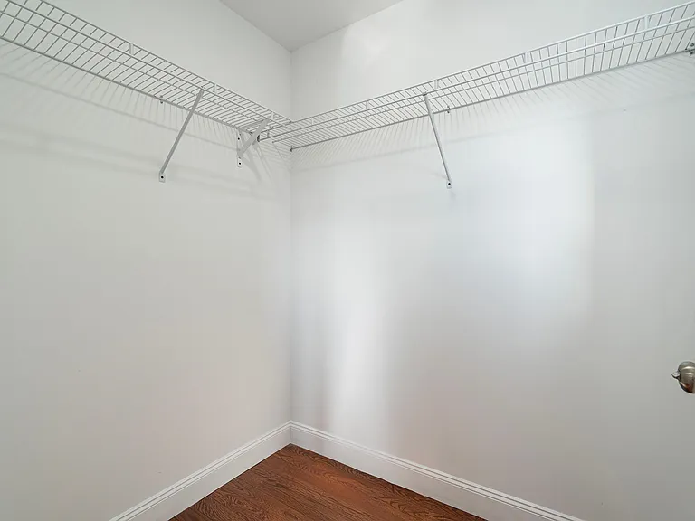 40 E 5th St #2 — Photo 22